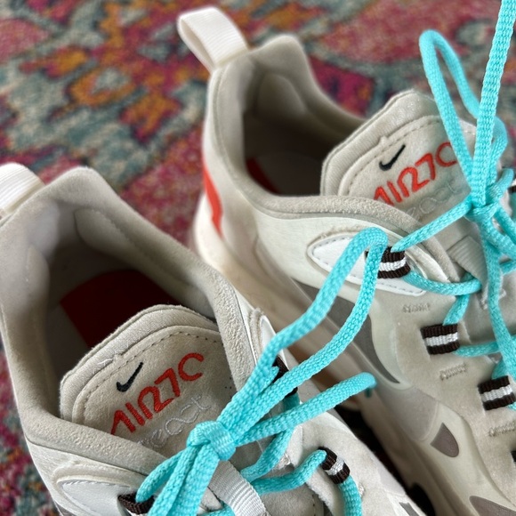 Nike | Women’s white/orange/turquoise Air Max 270 React Sneakers, size 10 - Picture 9 of 13